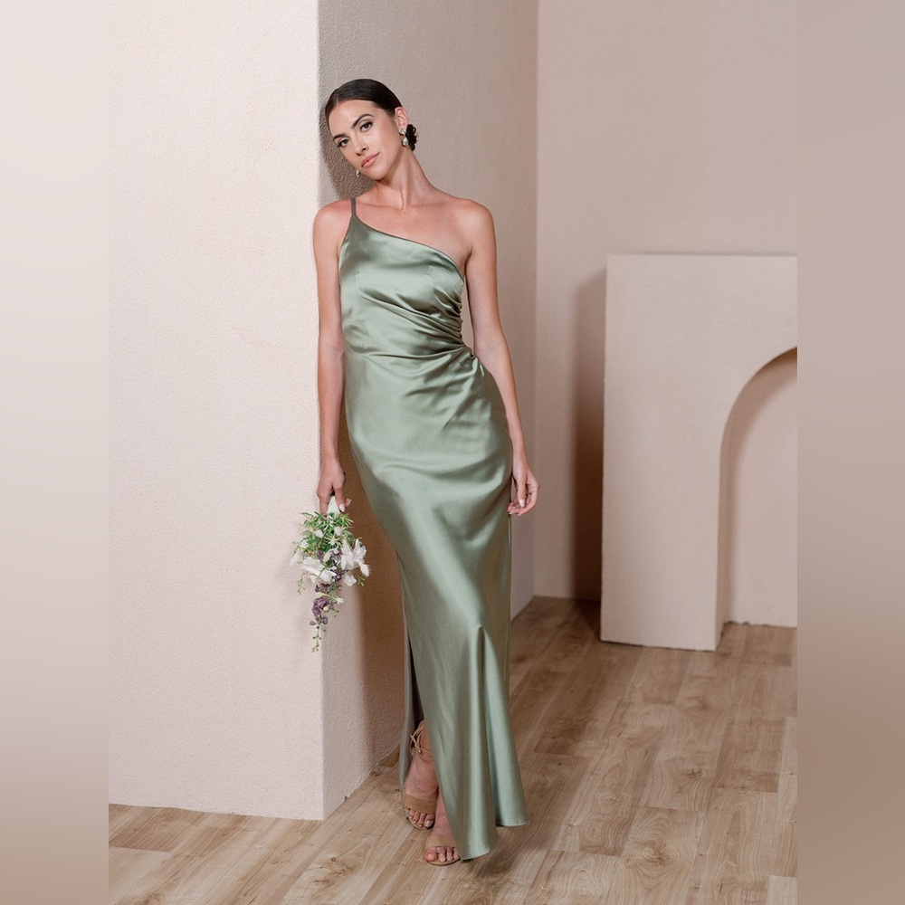 Revelry Satin Jade Silver Sage Bridesmaid / Gala dress (Size 6/8)